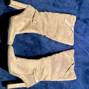 Knee high heeled boots, used but in pretty good condition